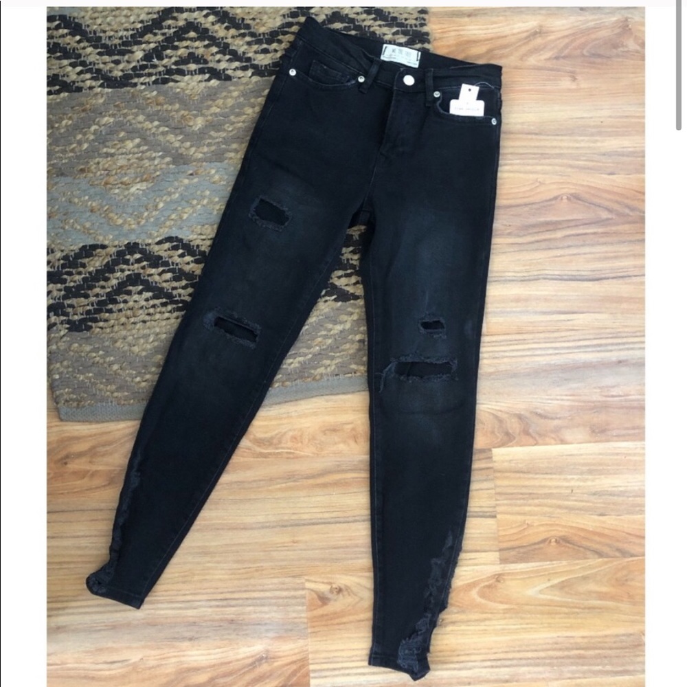 Free People black distressed jeans size 25